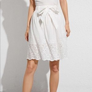 Eyelet skirt
